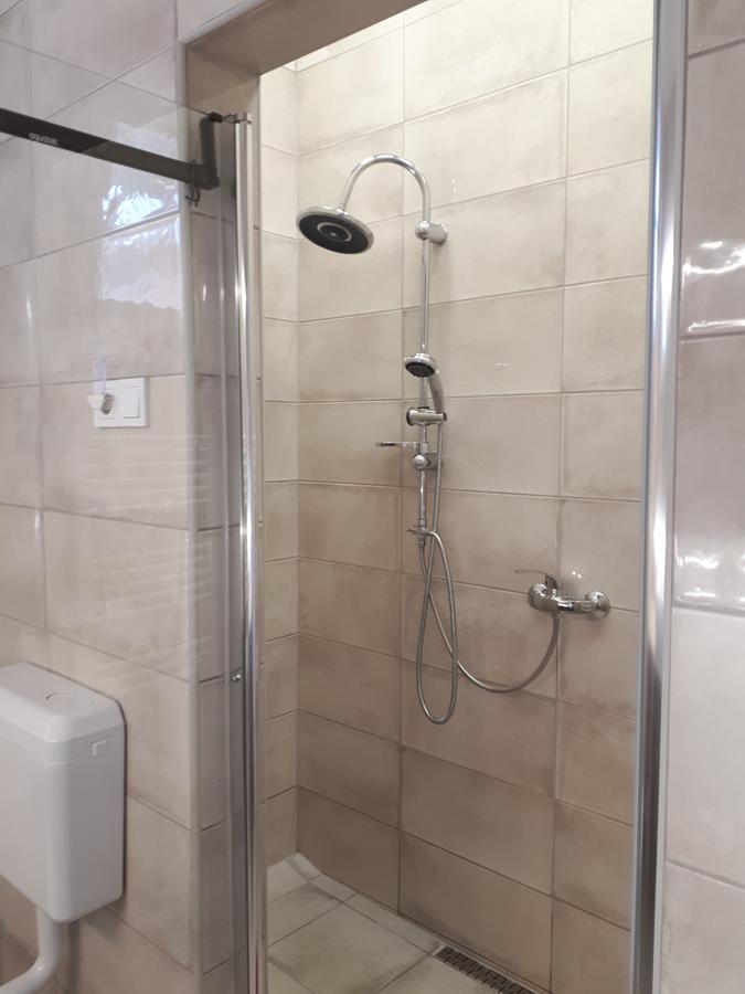 Kertvarosi Apartman II Tiszaújváros Exterior foto
