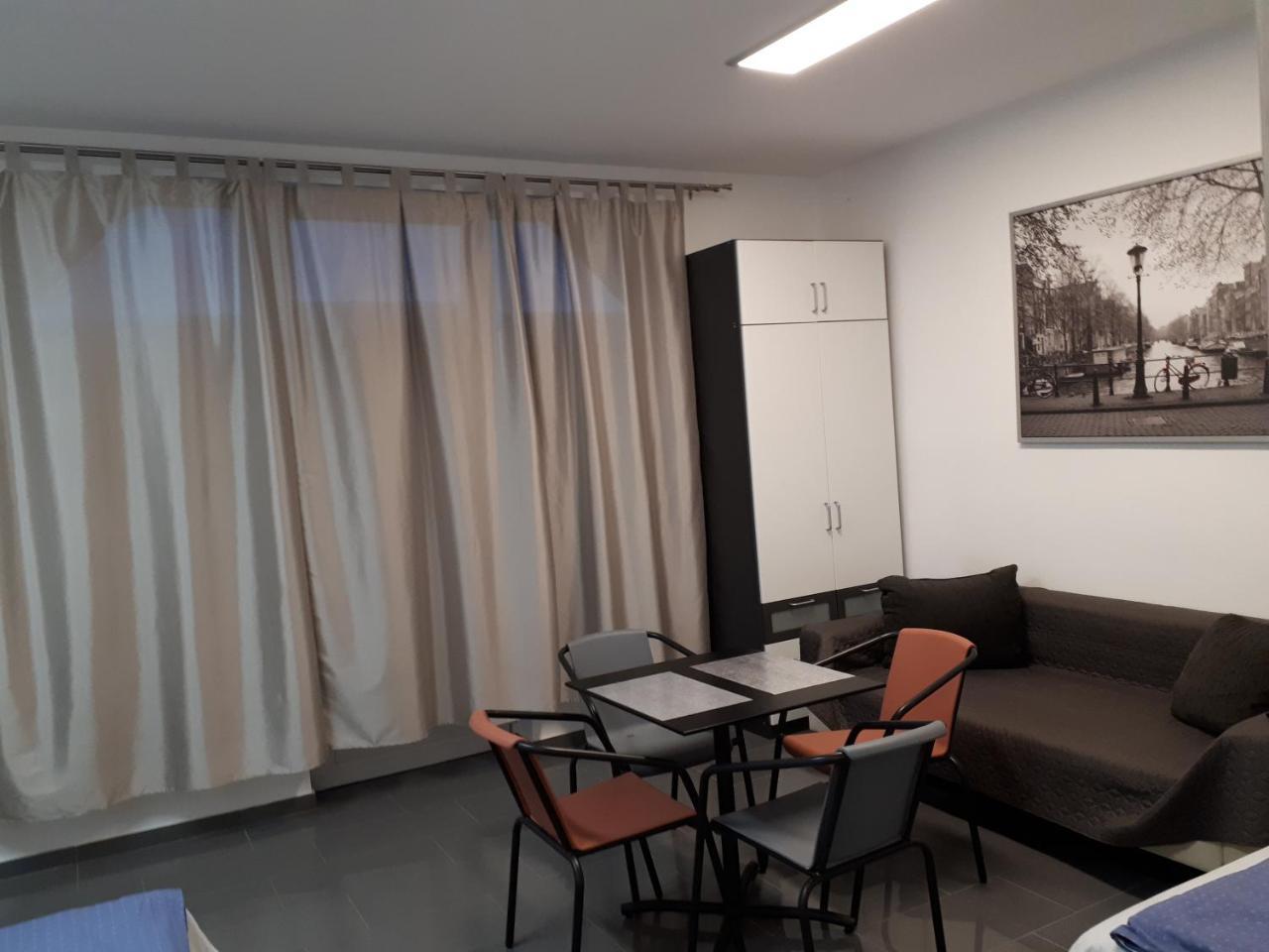 Kertvarosi Apartman II Tiszaújváros Exterior foto