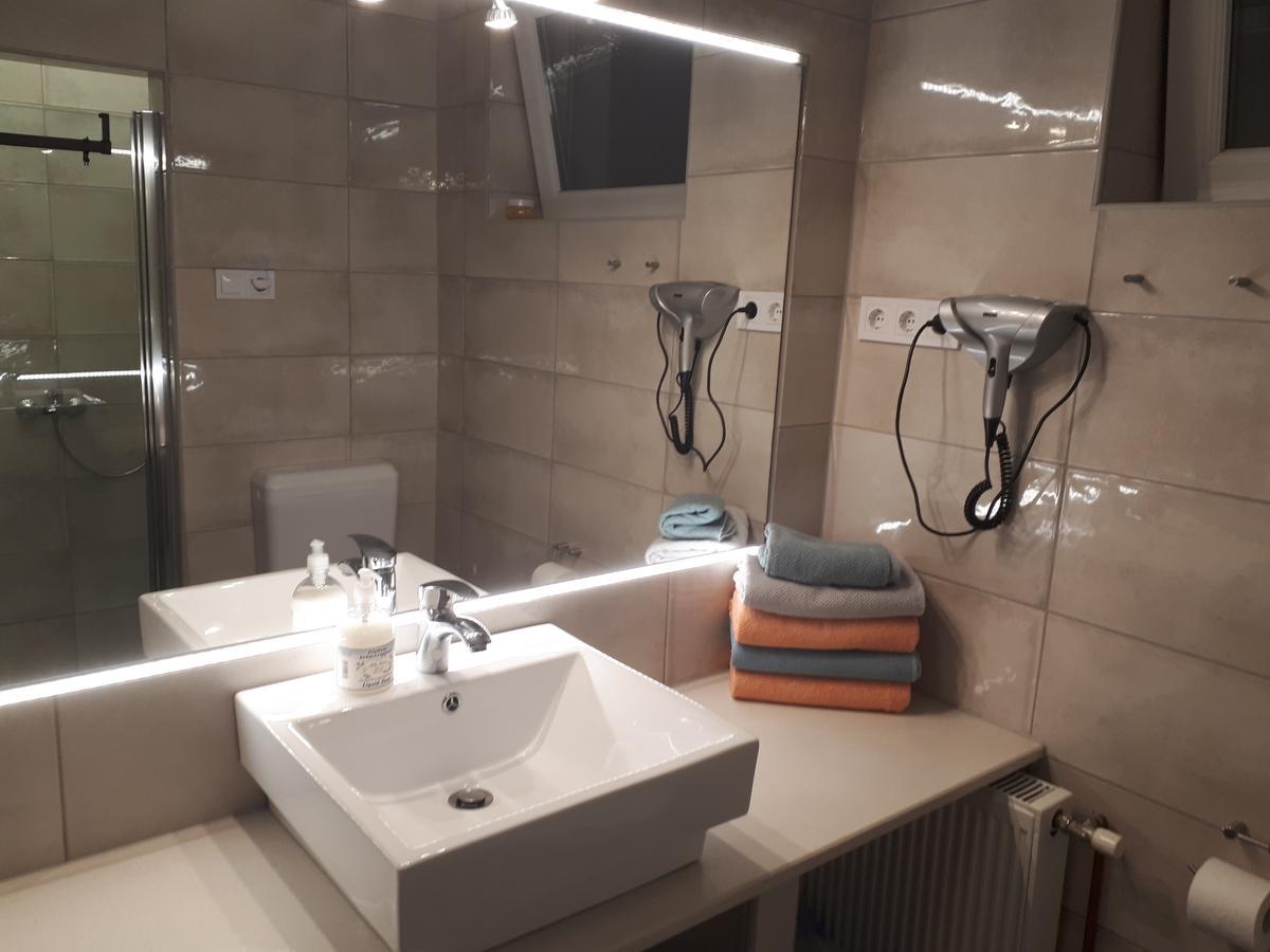 Kertvarosi Apartman II Tiszaújváros Exterior foto